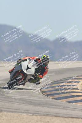 media/Sep-20-2025-Race Pace (Sat) [[d4e1b33f4d]]/Non Verified/Turn 12 (12pm)/